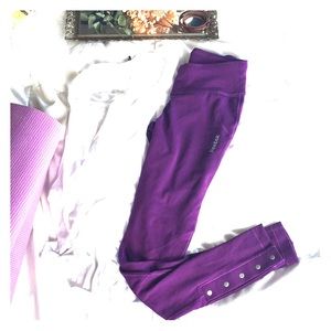 Reebok Snap Leg Yoga Legging